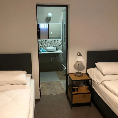 U Kaspara Konukevi 4*